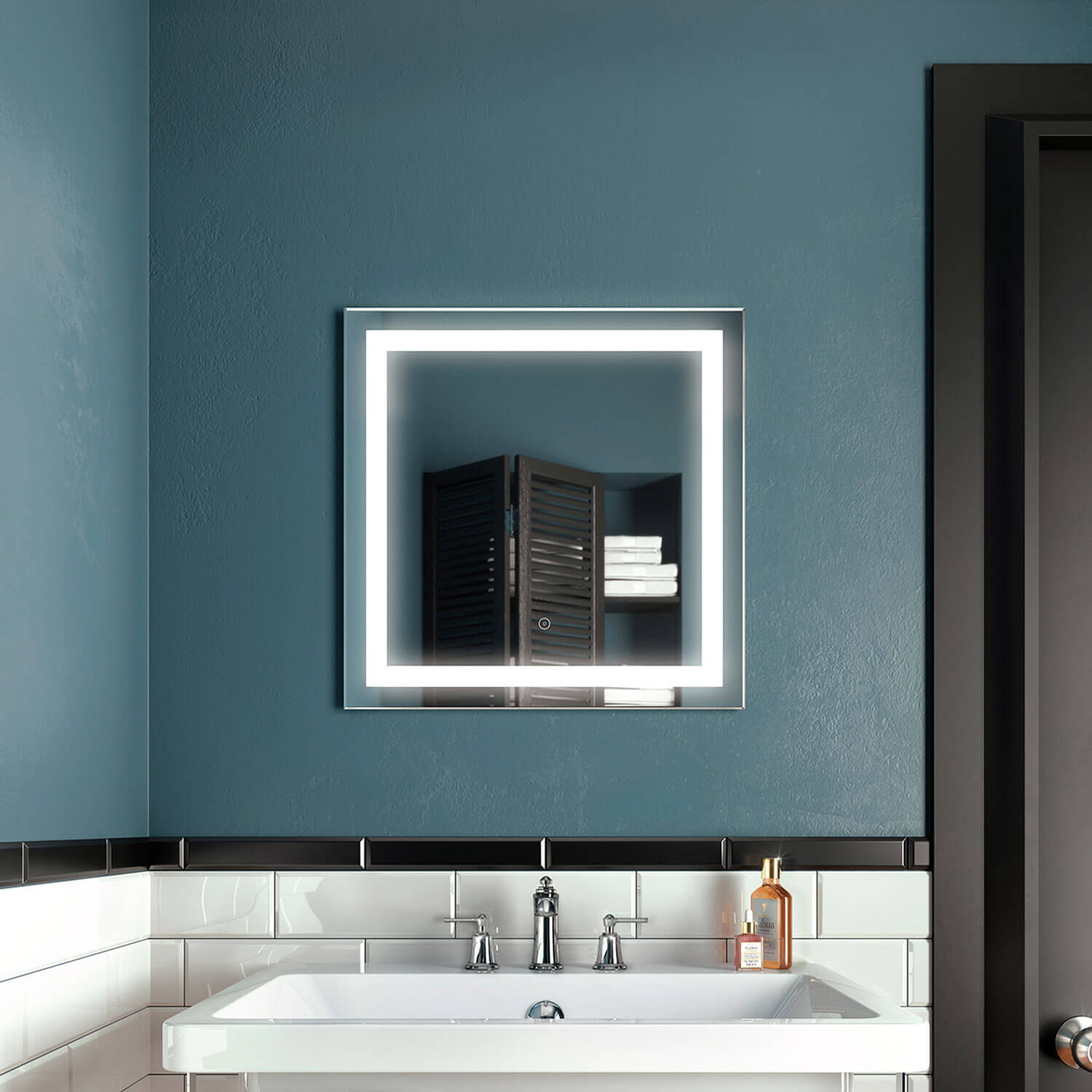 EFFECT Carré Miroir à Éclairage DEL 24 x 24 Avec Bande Givrée à l'Intérieur et Interrupteur Tactile 2 Tons