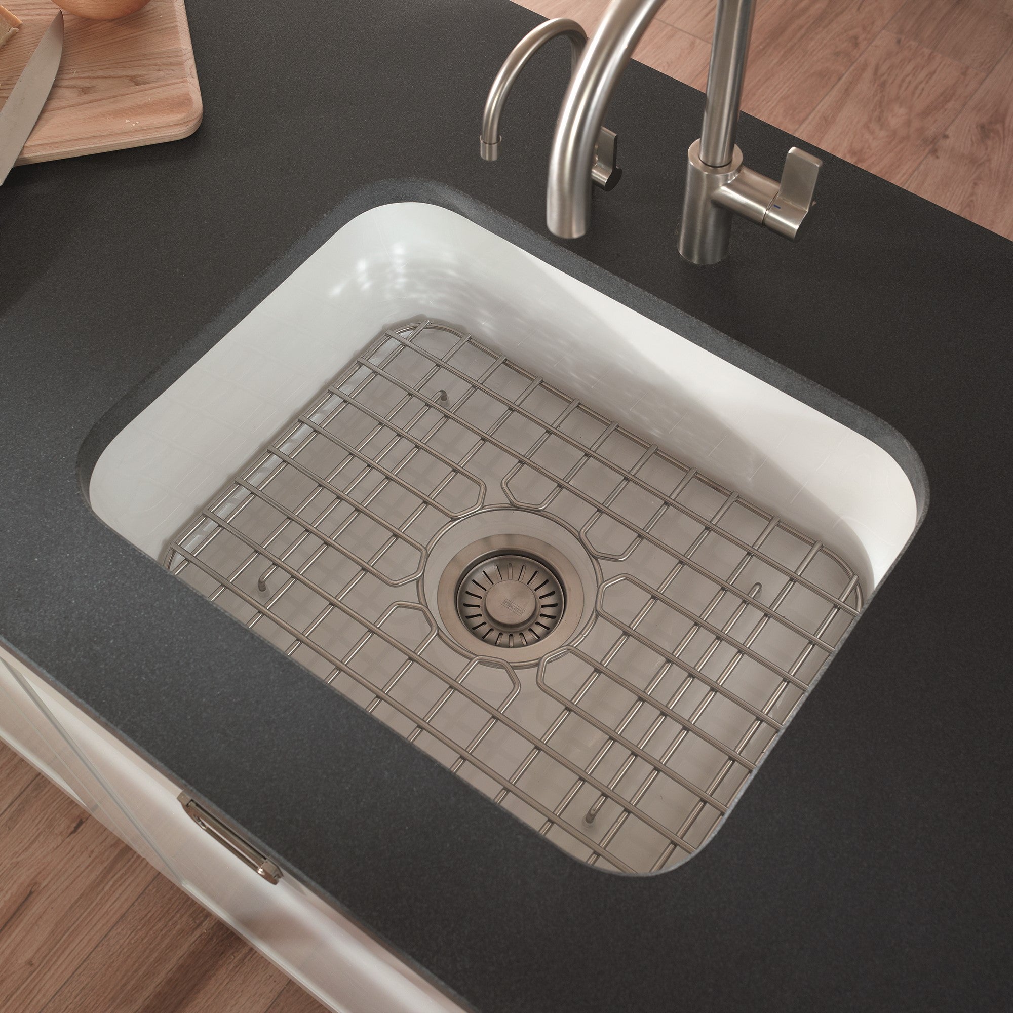 Franke Cisterna 21,62-in. x 17,38-in. Évier de cuisine de foyer à bol à un sous-sol blanc, CCK110-19Wh