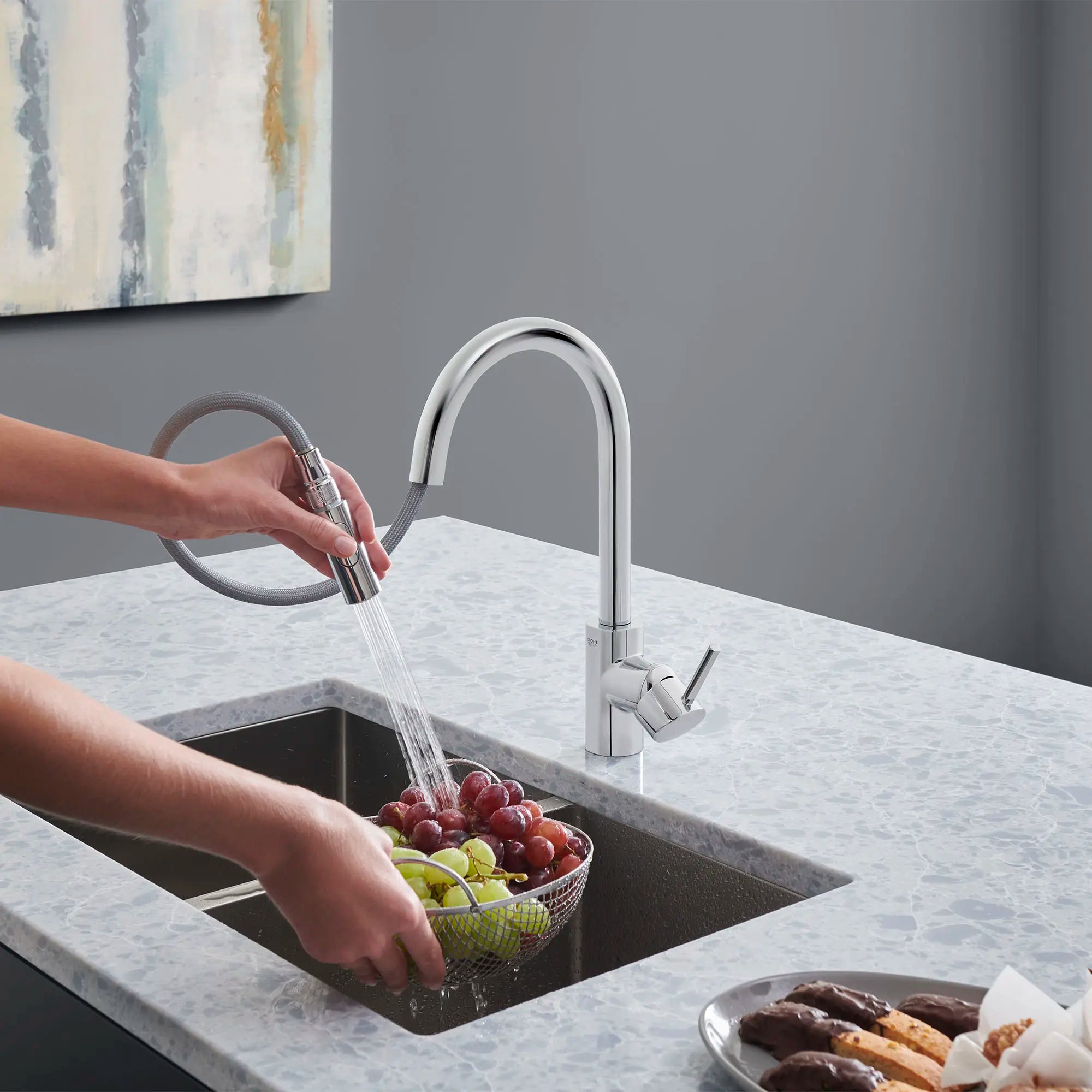 Concetto™ Robinet de cuisine rétractable à poignée simple et double jet 6,6 L/min (1,75 gpm)