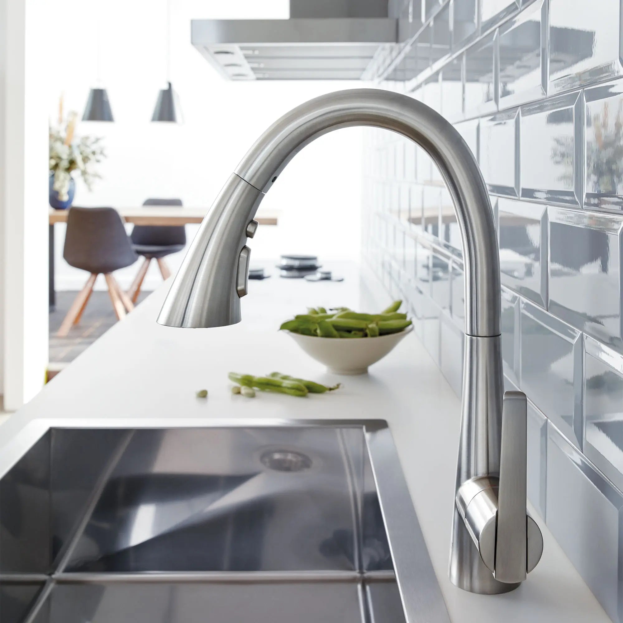 GROHE Zedra Robinet de cusine rétractable à poignée simple et triple jet 6,6 L/min (1,75 gpm)