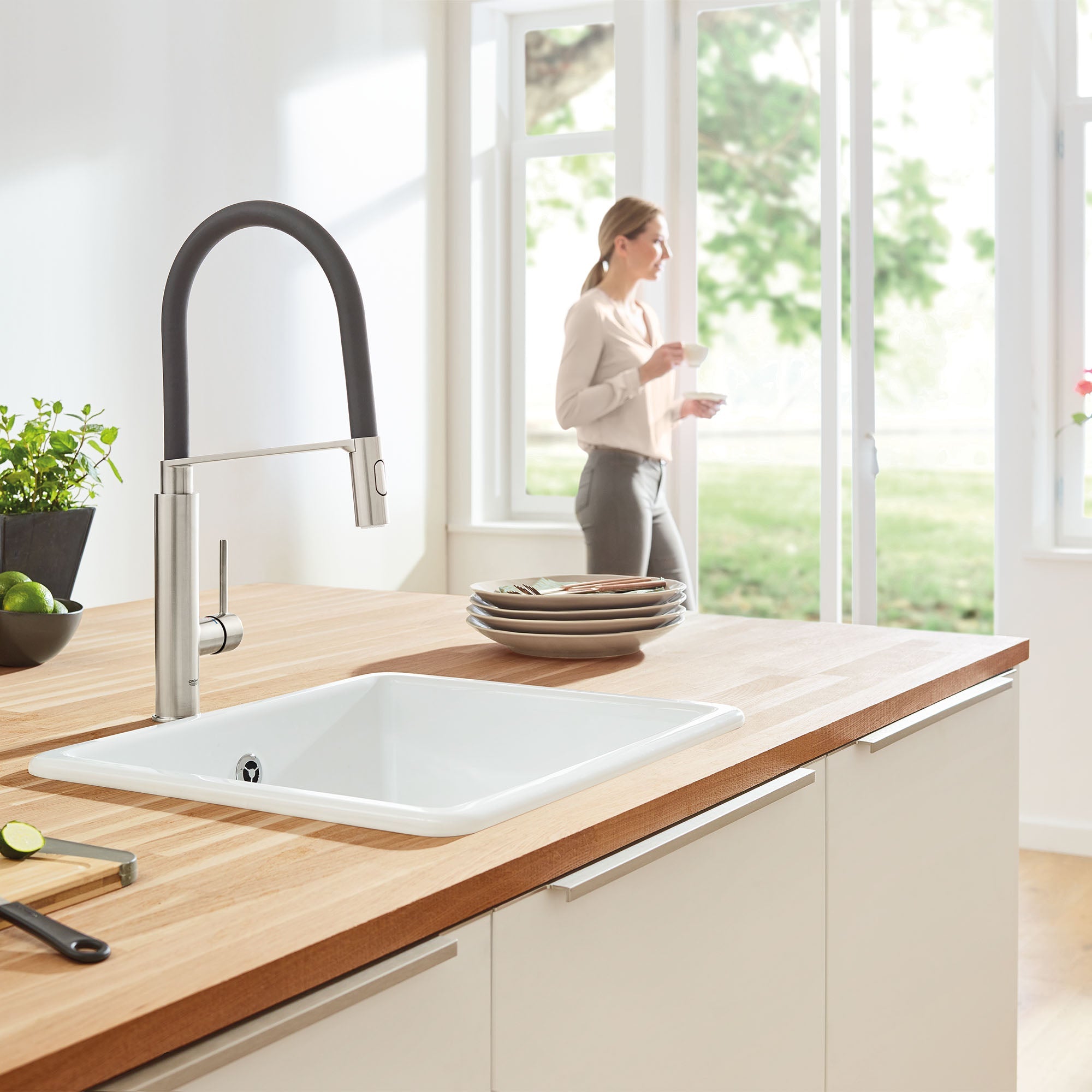 Semi-professional faucet