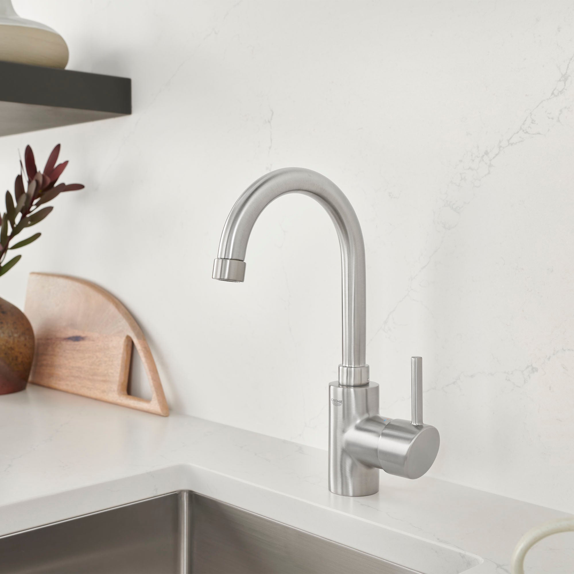 Bar faucet