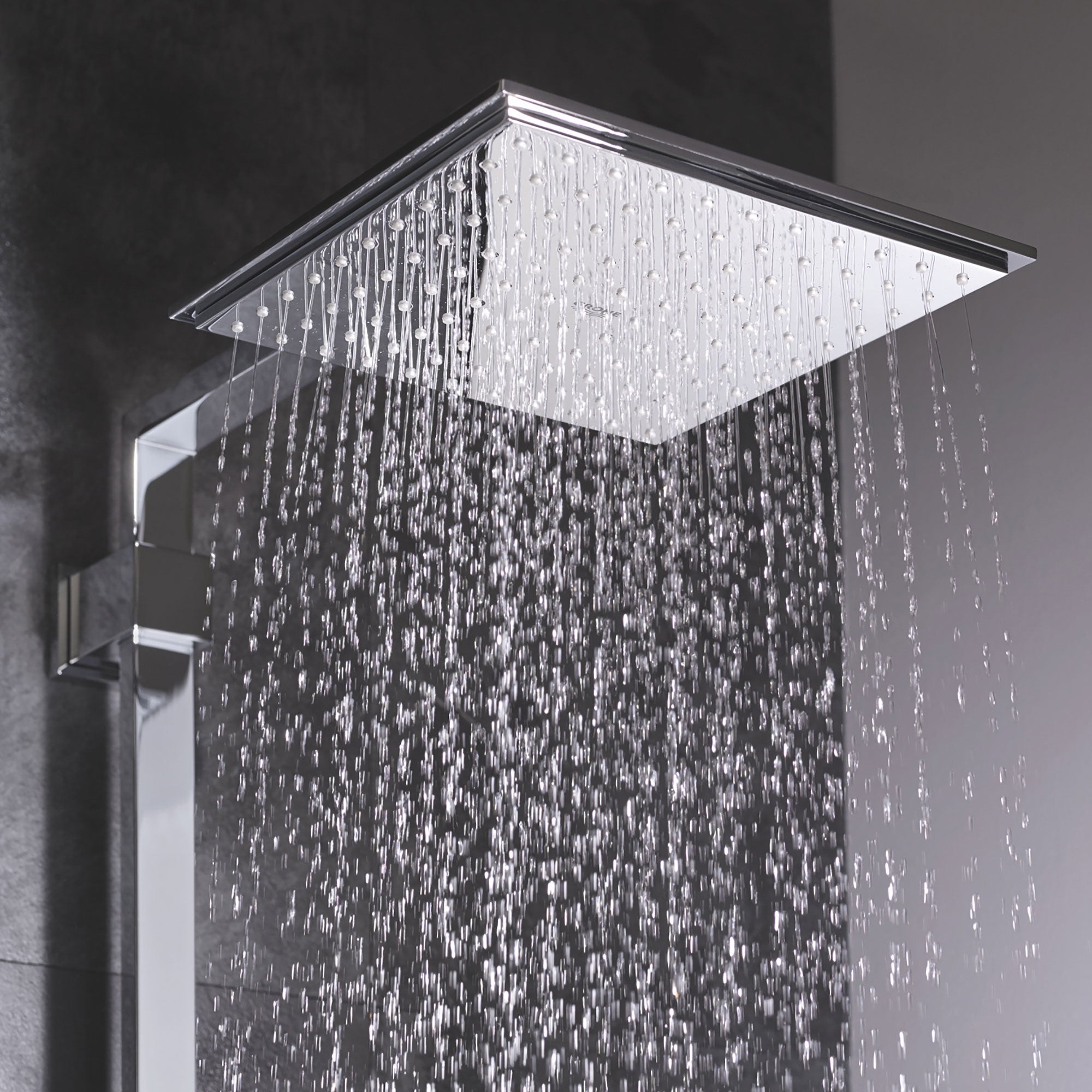 Euphoria Cube 150 douche tête 8L
